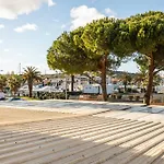 Nuit D'ambre Port Nature - Cosy - Parking - Climatisation - Village Naturiste * Agde