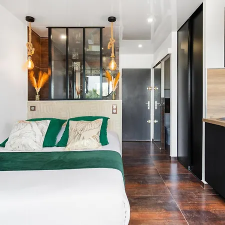 Village Naturiste R4N - Nuit D'Ambre Port Nature *