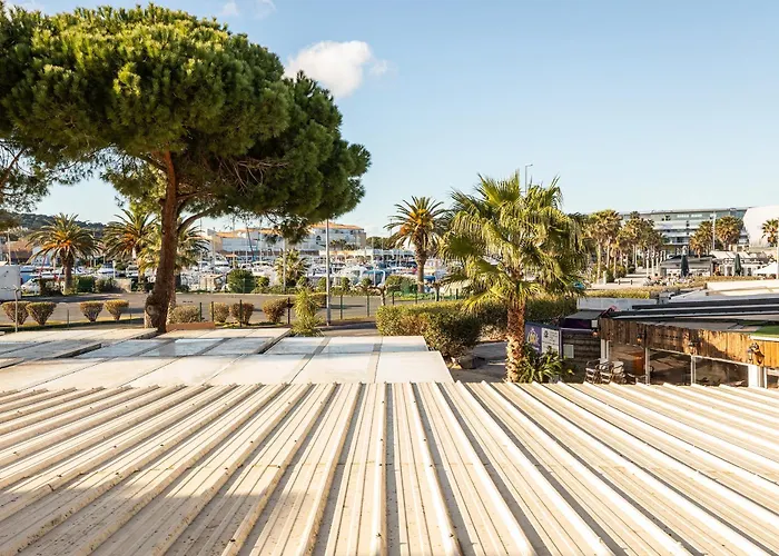 Nuit D'Ambre Port Nature - Studio Cosy - Parking - Climatisation - Village Naturiste