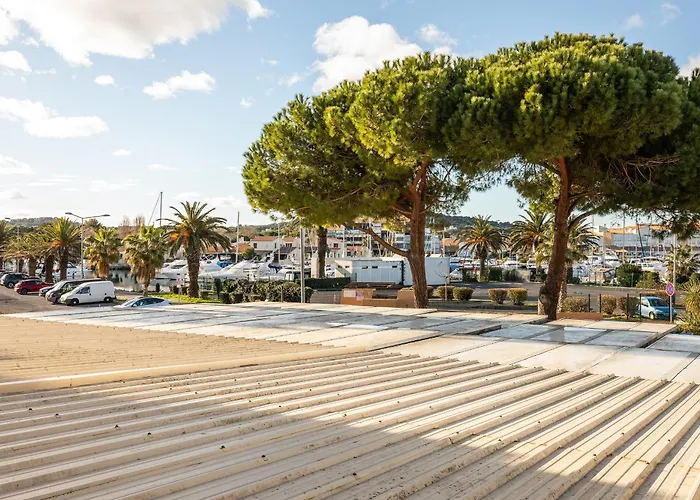 Village Naturiste R4N - Nuit D'Ambre Port Nature * Agde